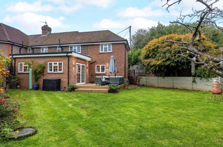 1374106-26-6903c7...