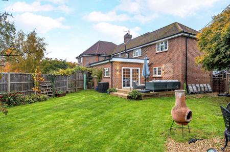 1374106-27-6903c7...