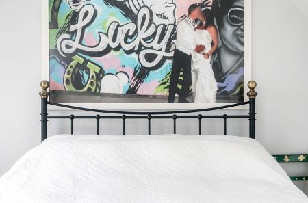 1374717-11-690b46...