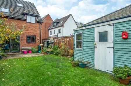 1374717-1-690b43e...