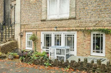 1382210-6-6917380...