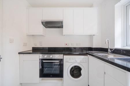 1375465-21-690b61...