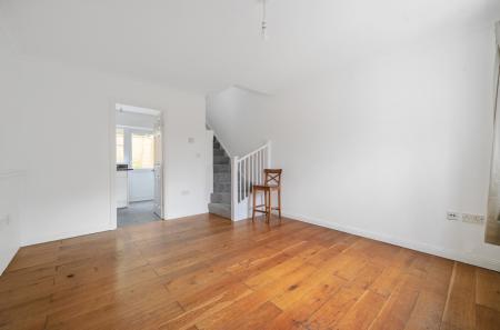 1375465-19-690b61...