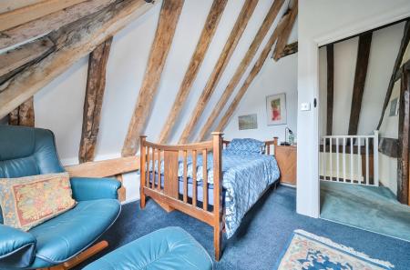 1389384-47-694003...