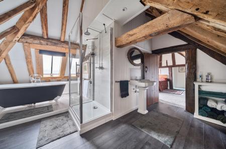 1389384-39-694002...