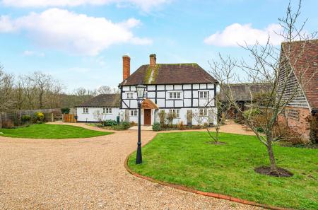 1389384-10-694000...