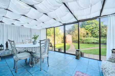 1388253-28-693981...