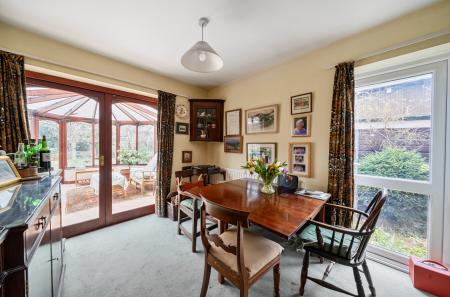 1393119-6-6942a6c...