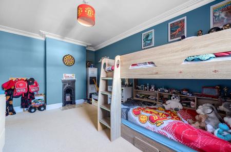 1372354-27-691caf...