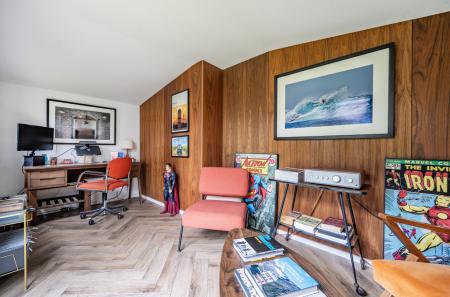 1399942-33-696913...