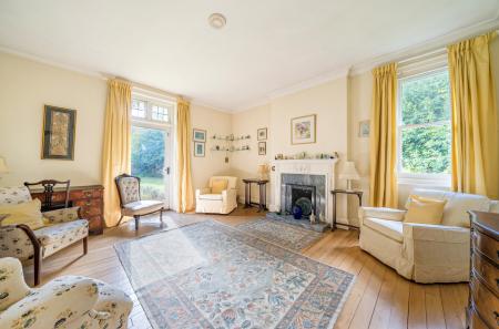 1347766-15-68d2a4...