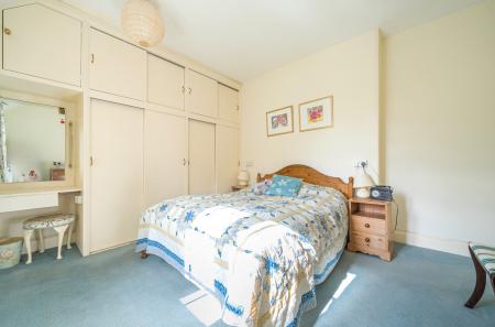 1347766-24-68d2b4...