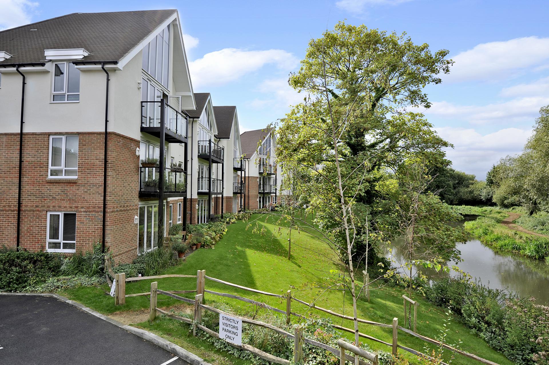 2 bedroom Flat for rent in Godalming