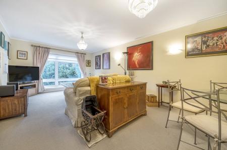 Living/Dining Room
