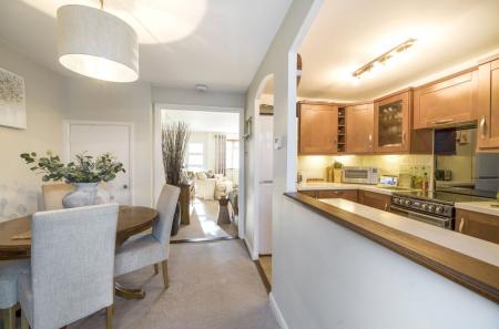 Kitchen/Dining
