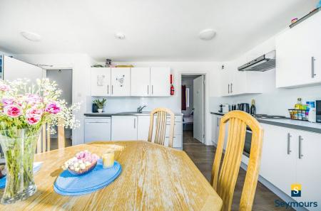 Dining Area/Kitchen