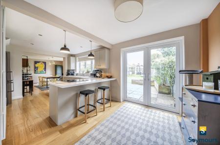 Kitchen/Dining Room