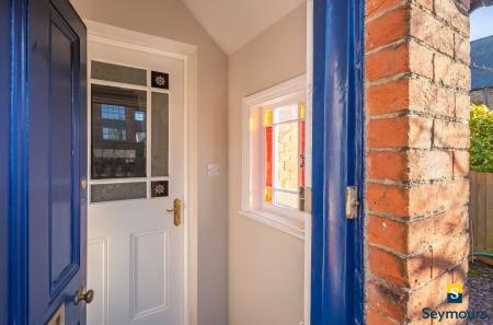 Private Entrance