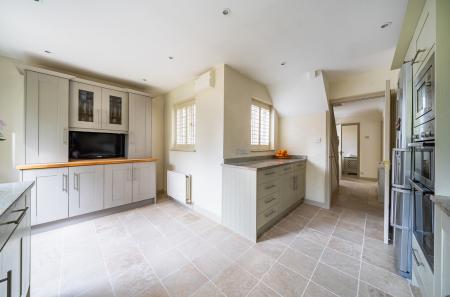 Large Kitchen Space