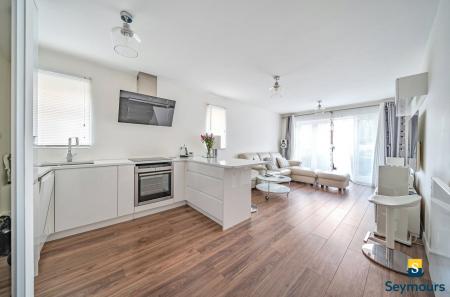 Kitchen/Living