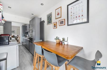 Breakfast Room