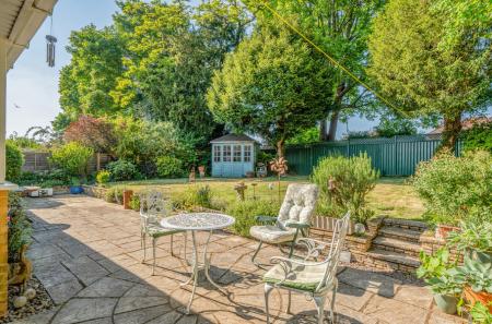 Garden With Patio