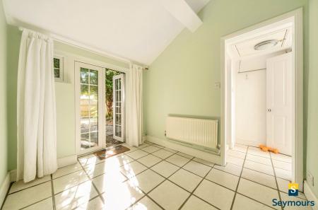 Breakfast Room