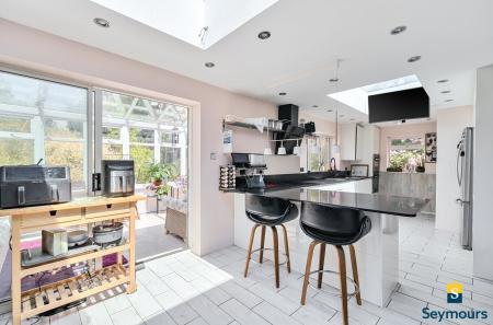 Breakfast Bar