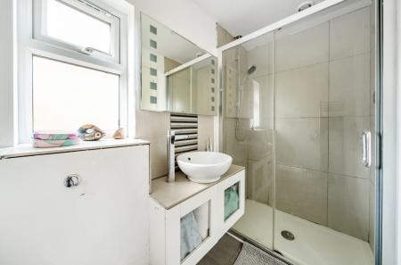 Family Shower Room