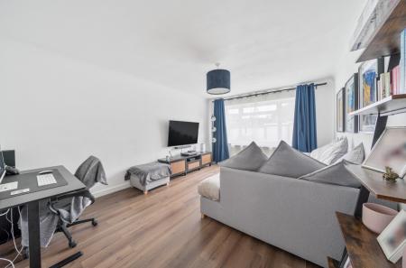 Lounge Alternate