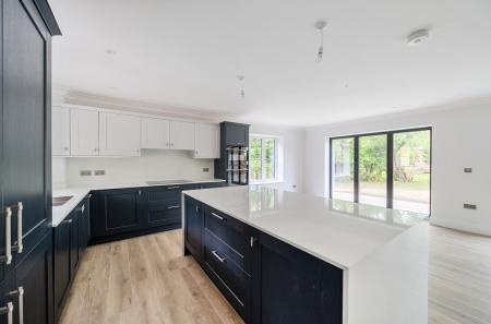 38-681a40d936d31-...