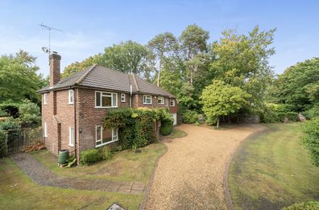 1347782-9-68b715d...