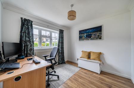 1397854-8-6978b3b...