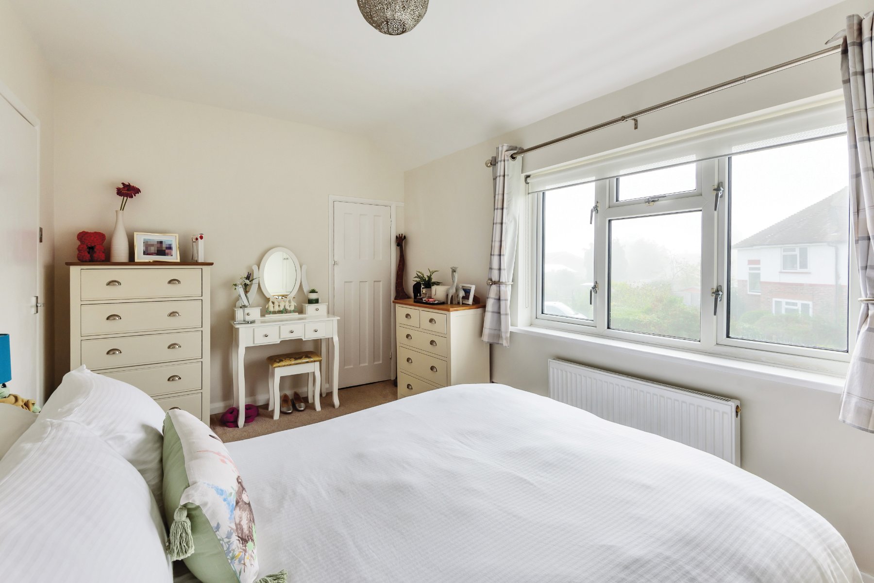 2 bedroom Terraced House for sale in Byfleet