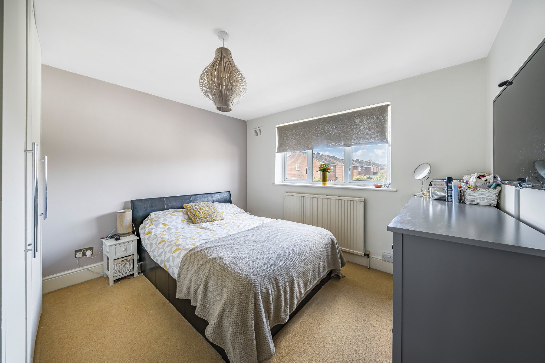 3 bedroom SemiDetached House for sale in New Haw