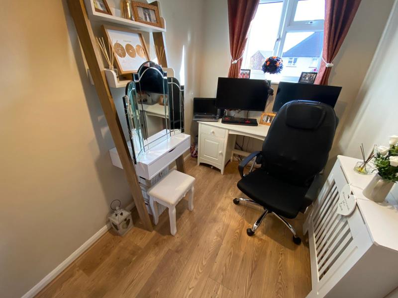 Find 3 Bedroom Properties To Rent In Woking Zoopla