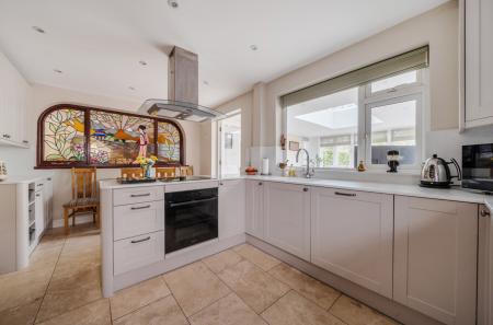 1380427-22-691383...