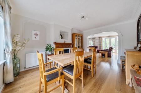 1380427-10-691383...