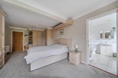 1380427-5-6913836...