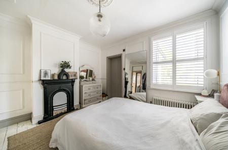 1339886-15-689b6a...