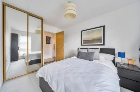 1363475-15-68e7c9...