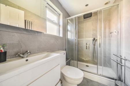 1360568-15-68dc0e...