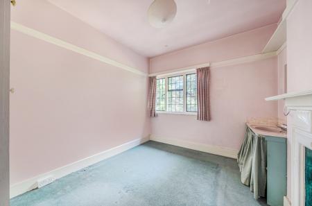 1370775-17-68fb64...