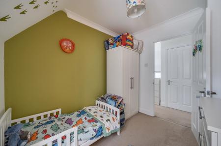 1373149-19-6904af...