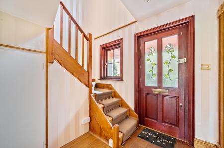 1380161-10-6911bd...