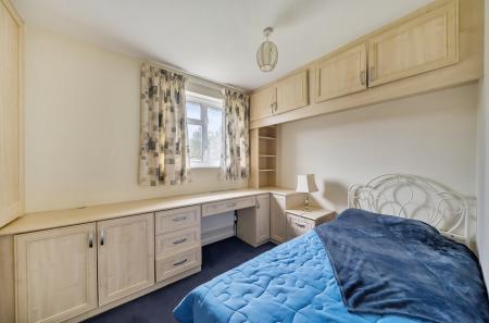 1376730-20-690c8a...