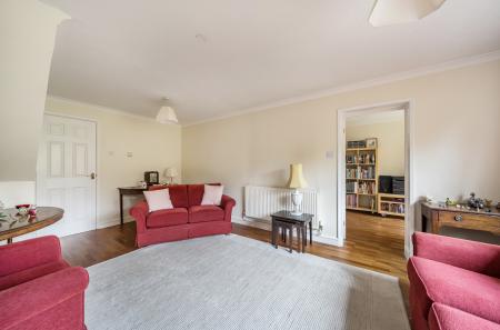 1376730-11-690c89...