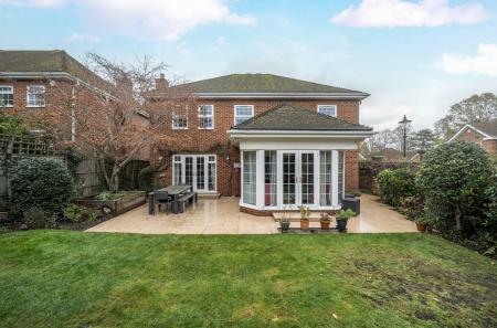 1383690-10-692868...