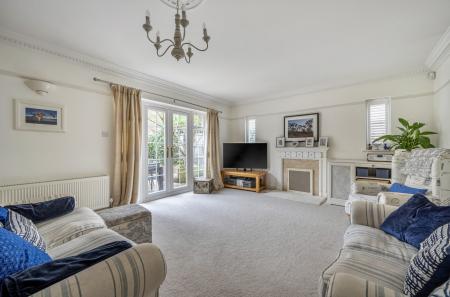 1383690-39-69286a...