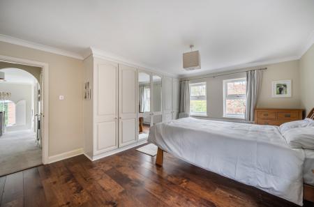 1383690-29-692869...